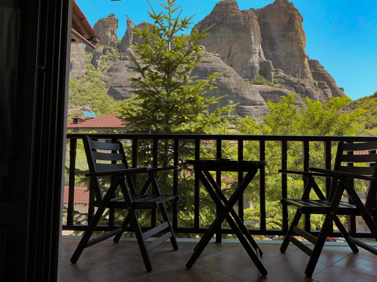 Elena Guesthouse กาลัมปากา ภายนอก รูปภาพ
