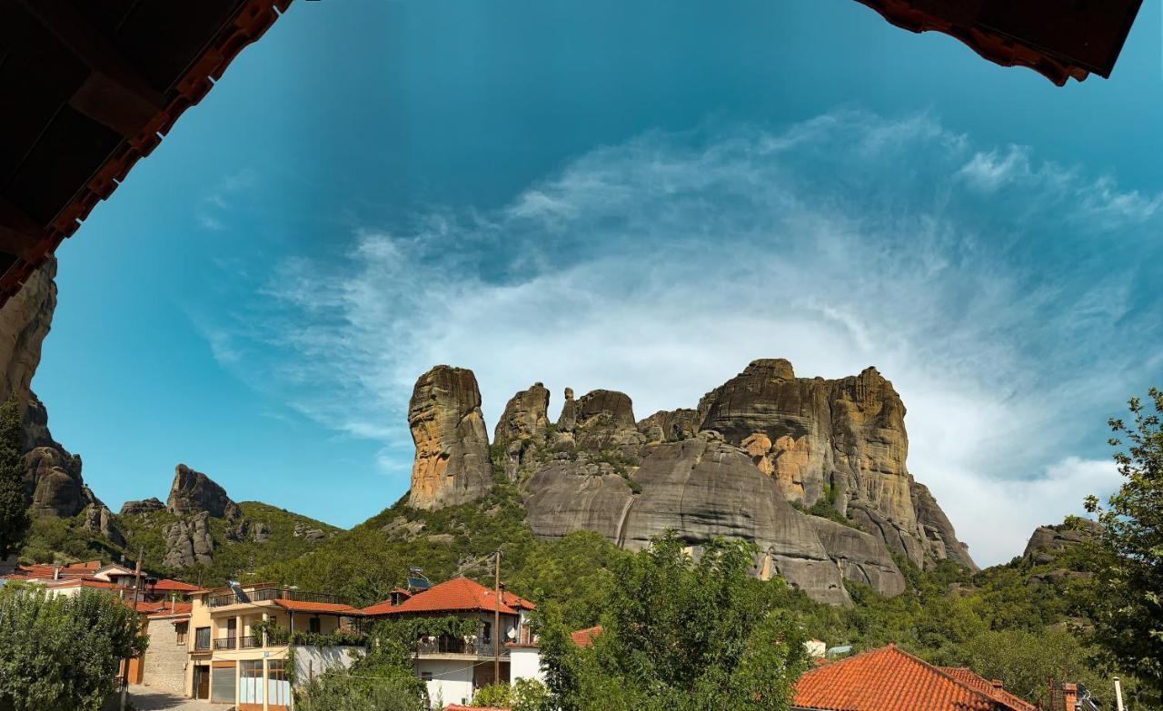 Elena Guesthouse กาลัมปากา ภายนอก รูปภาพ