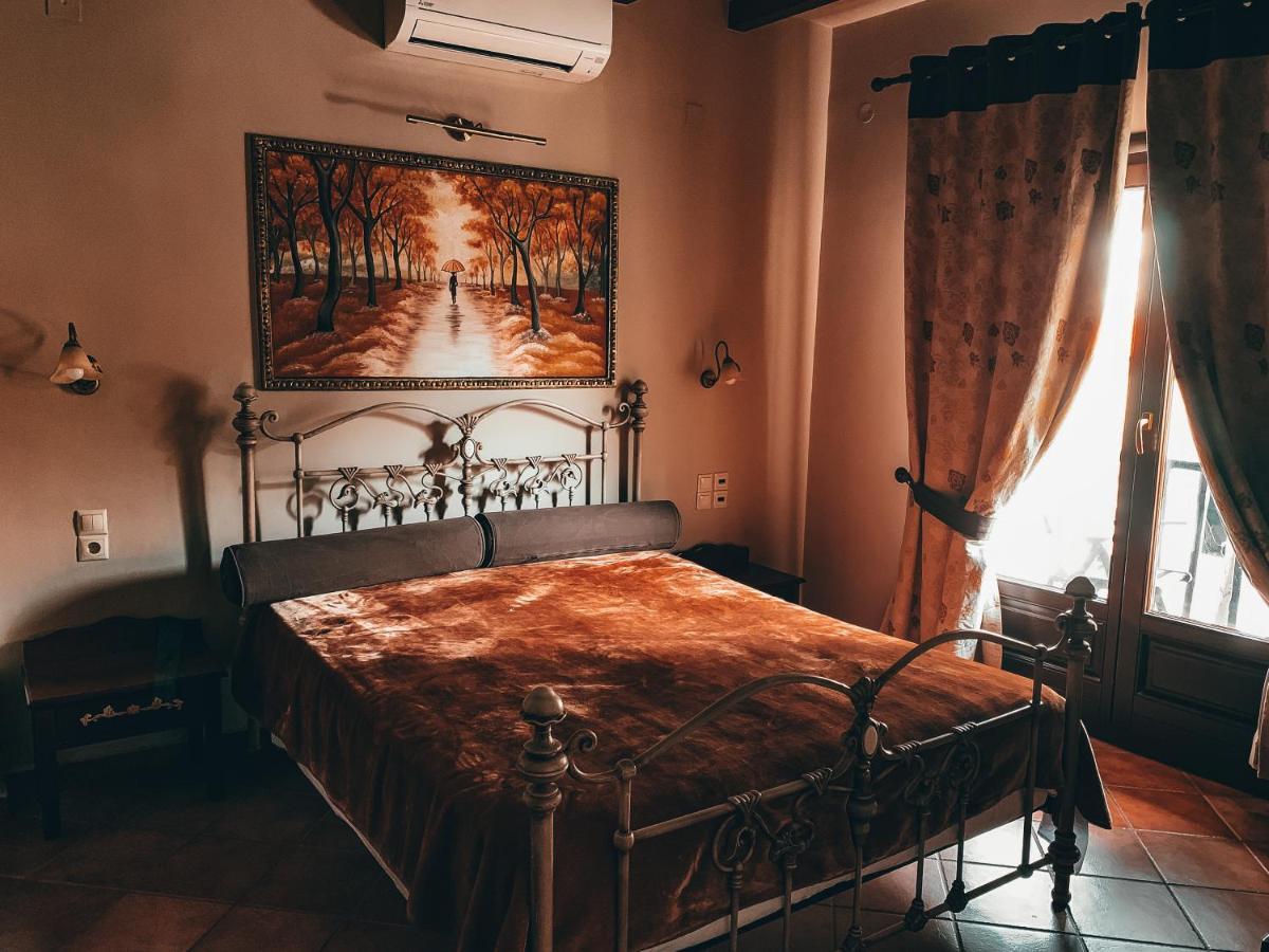 Elena Guesthouse กาลัมปากา ภายนอก รูปภาพ